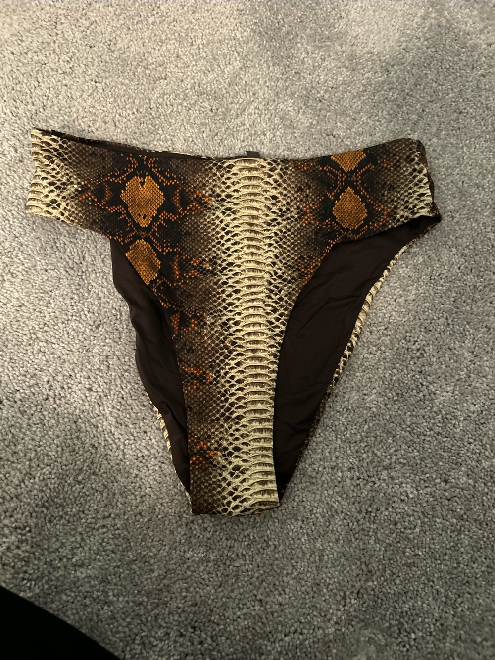 SKIMS SWIM